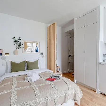 Bnbnook - Charming In The Latin Quarter Appartamento