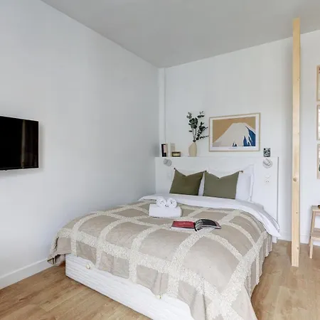 Bnbnook - Charming In The Latin Quarter Appartamento *